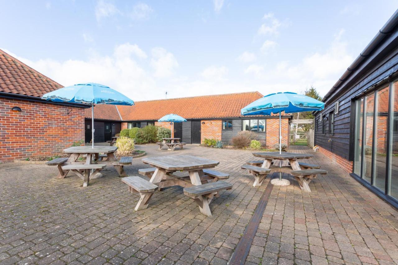 The Plough Hotel Wangford Bagian luar foto