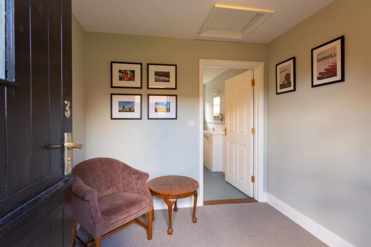 The Plough Hotel Wangford Bagian luar foto